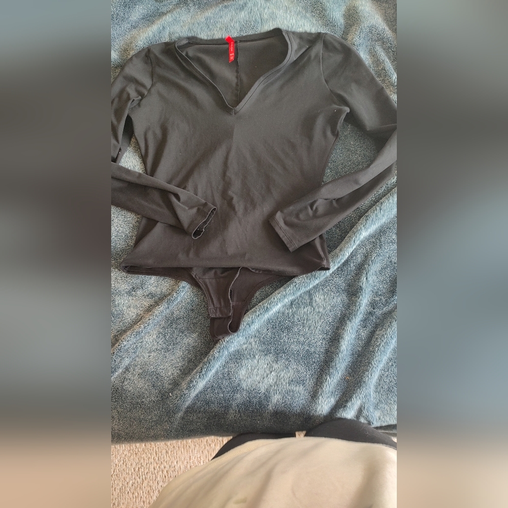 Spanx women's long sleeve bodysuit  M black